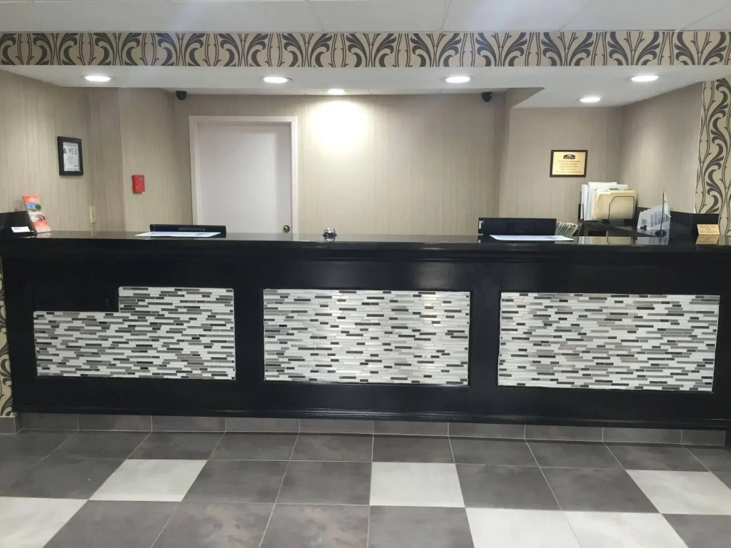 Howard Johnson Greensboro