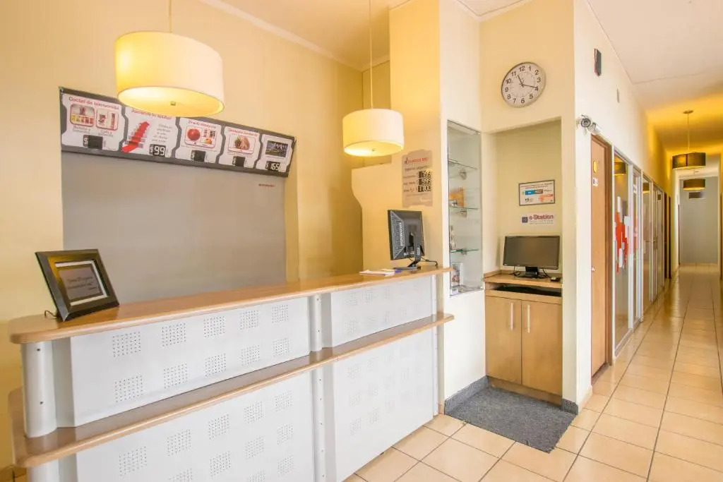 Hotel Mateos 1215