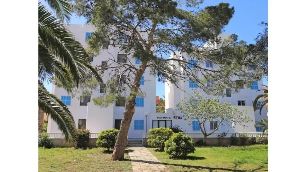 Apartamentos Sema