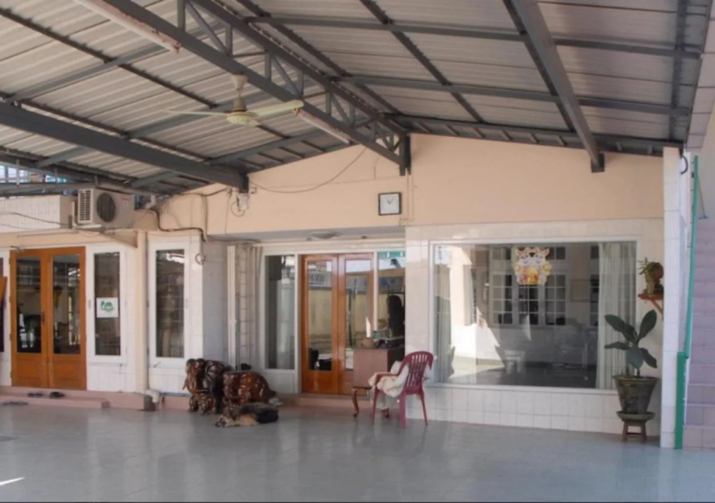 Bike World Explores Myanmar Inn