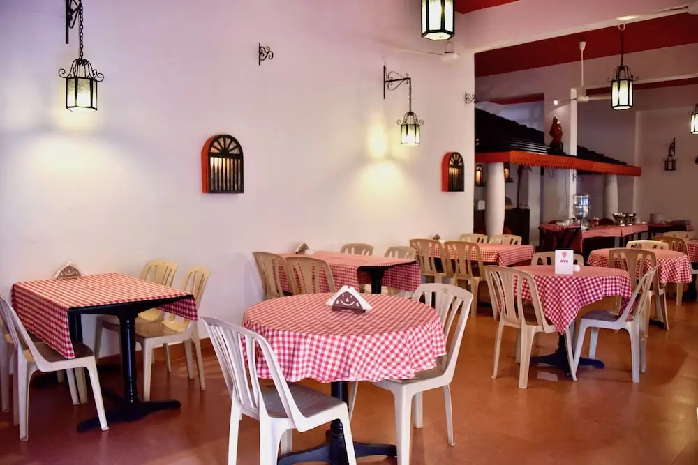 OYO 10240 Hotel Mayfair 1