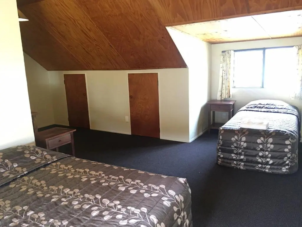 Woodlands Motels And Apartments