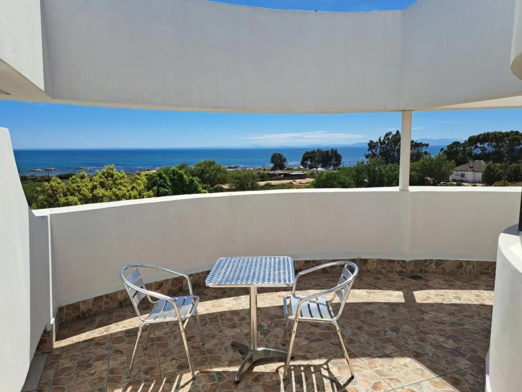 St Helena Bay Hotel