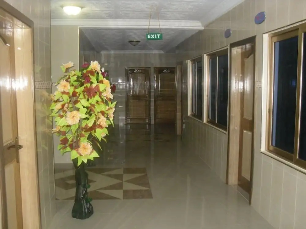 Senator Hotel