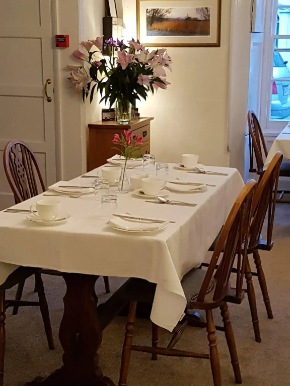 Ty Helyg Guest House