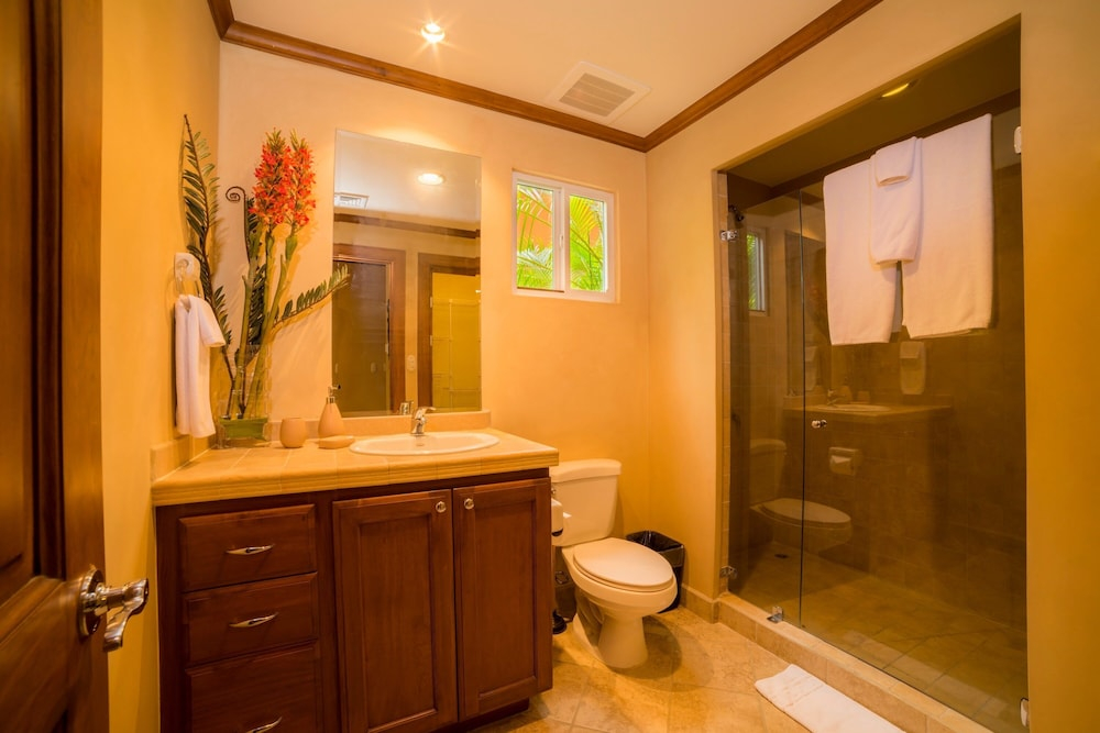 Veranda 1E 3 bdr Garden View in Los Suenos