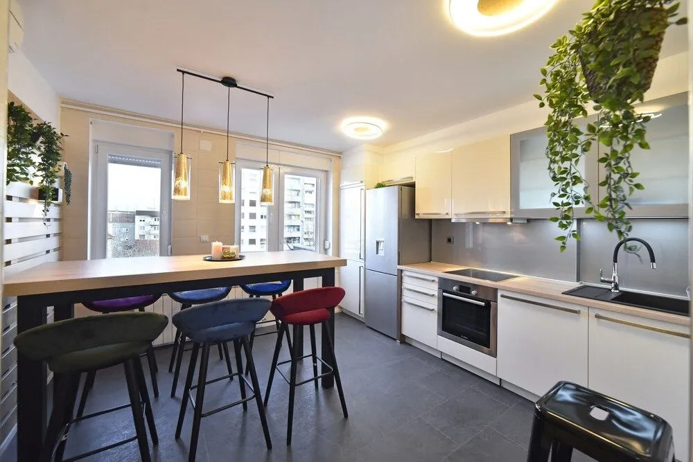 "D&M" Studio Apartments