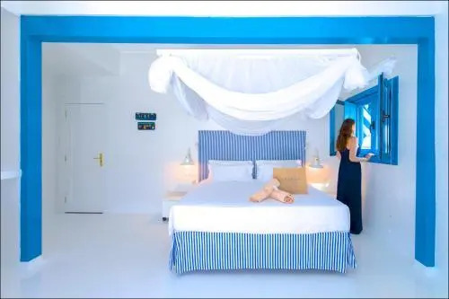 AVANTI Lifestyle Hotel