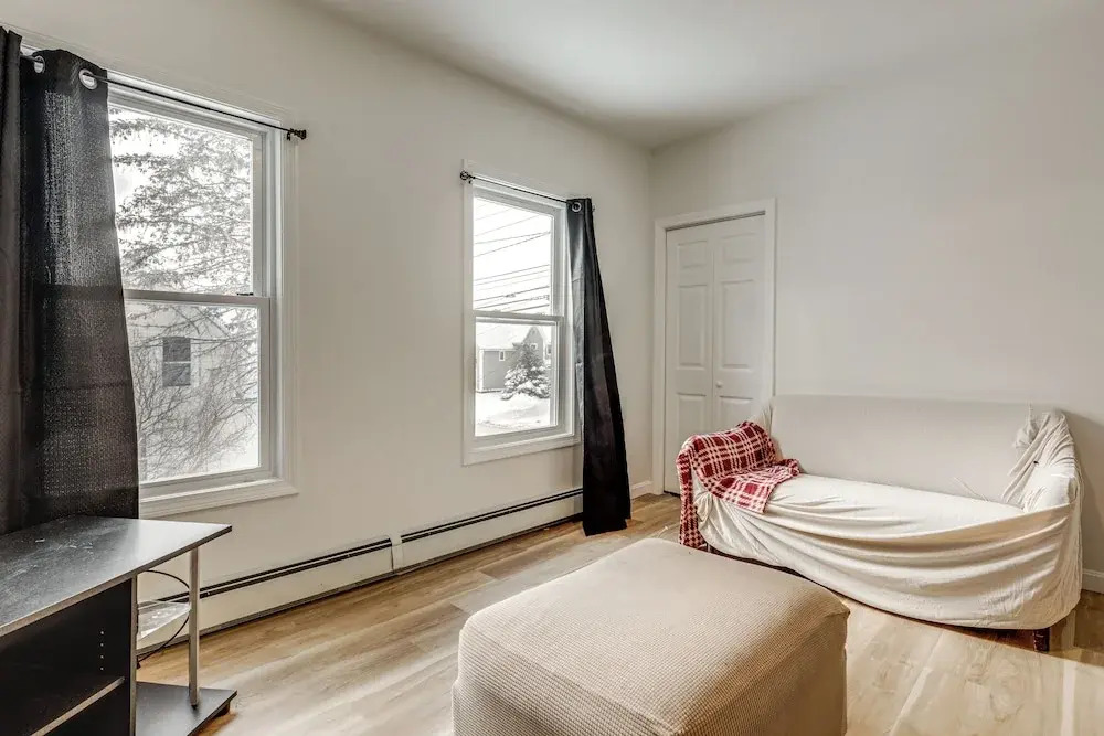 1 Mi to Main Street! Cozy Concord Apartment