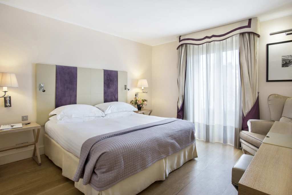 Castille Paris   Starhotels Collezione
