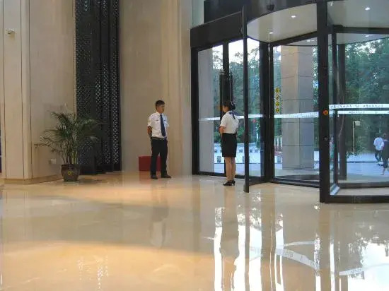Xenp Xangh Xedt Lail Hotel