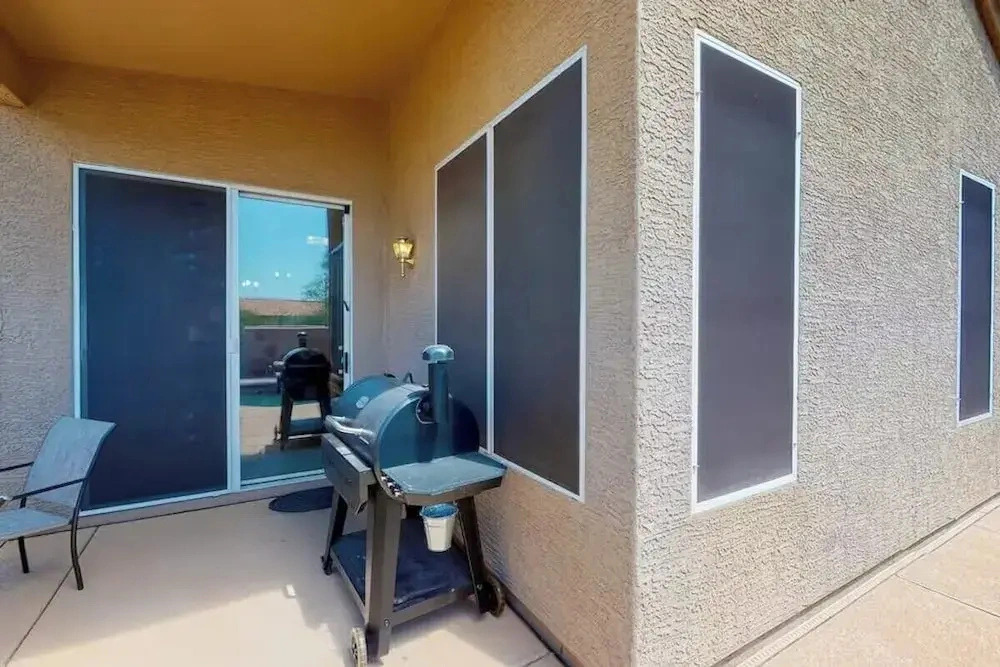 Desert Oasis - Heated Pool Retreat