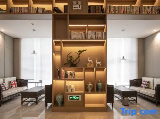 Ruijing Kairui Select Hotel (Wushang Dream Times & Wuhan University Branch, Wuhan)