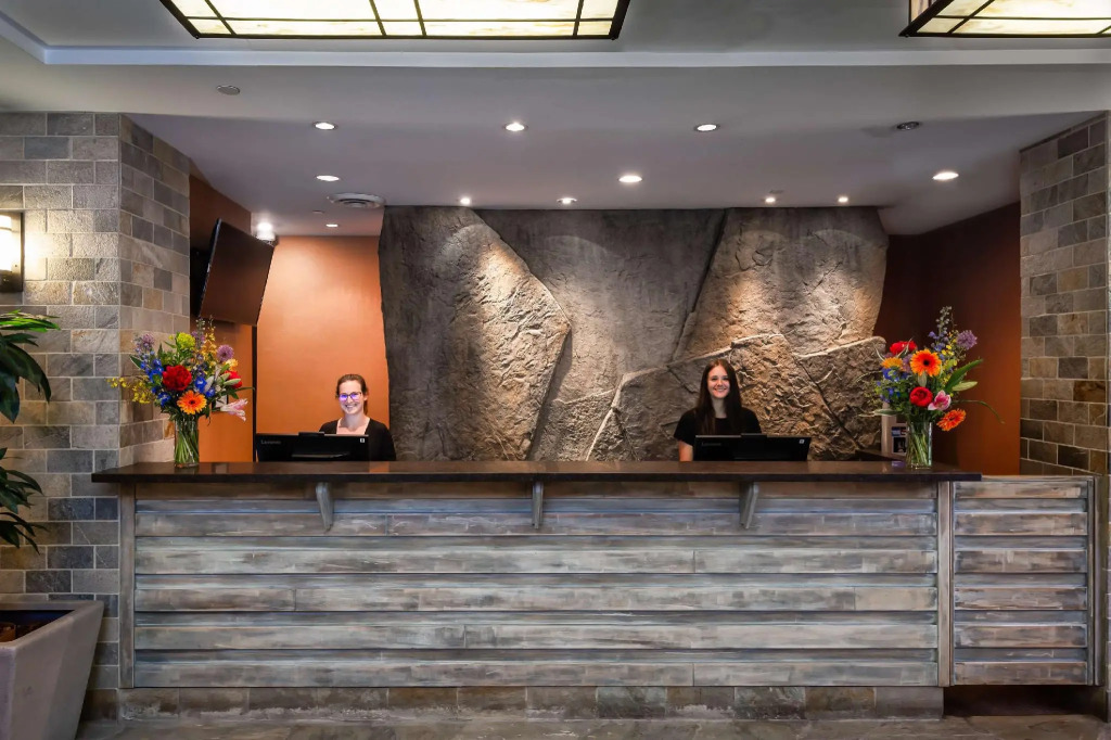 Blackcomb Lodge