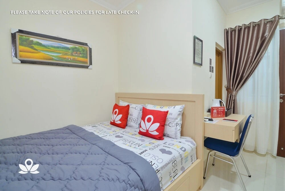 ZEN Rooms Near Stasiun Sudirman