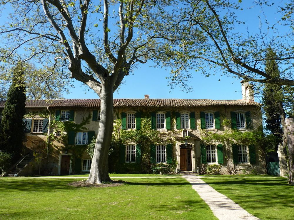 Domaine de Rhodes - 5 Chambres et 7 locations de vacances