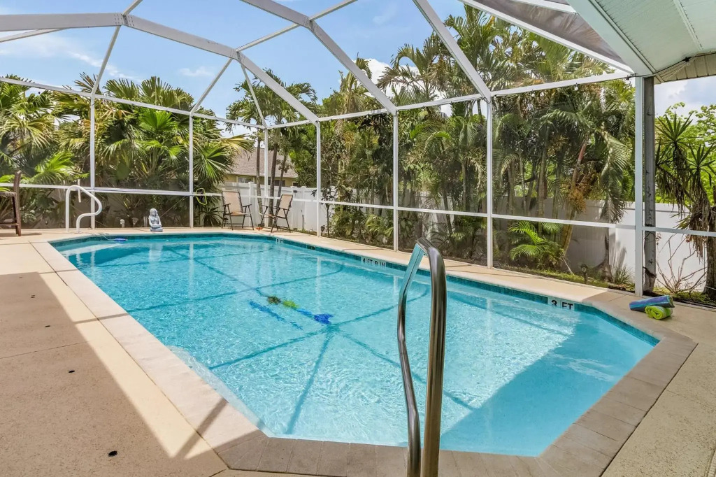 Newly Renovated Villa with Heated Pool! - Villa Taina - Roelens Vacations