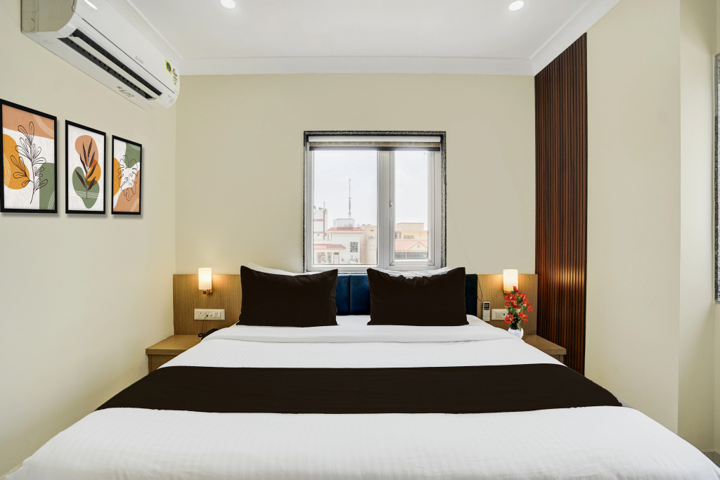 Super Townhouse Oak Banaras Central Railway Junction Formerly Sri Hari Inn