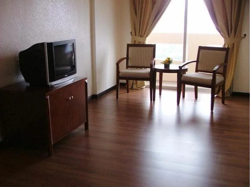 Alora Hotel