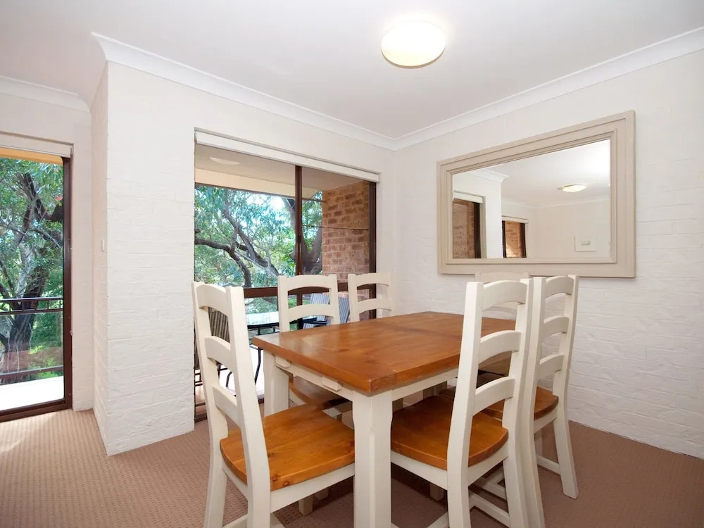 Nicholli, Bay Parklands, Unit 35/2 Gowrie Avenue