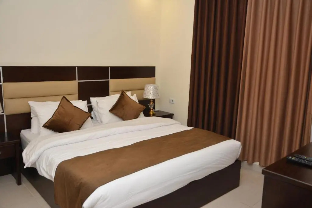 Shaqilath Hotel