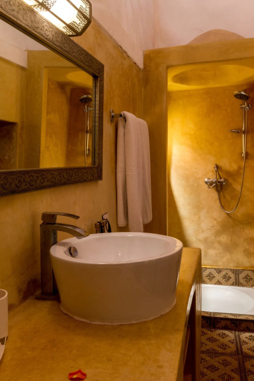 Riad Nora