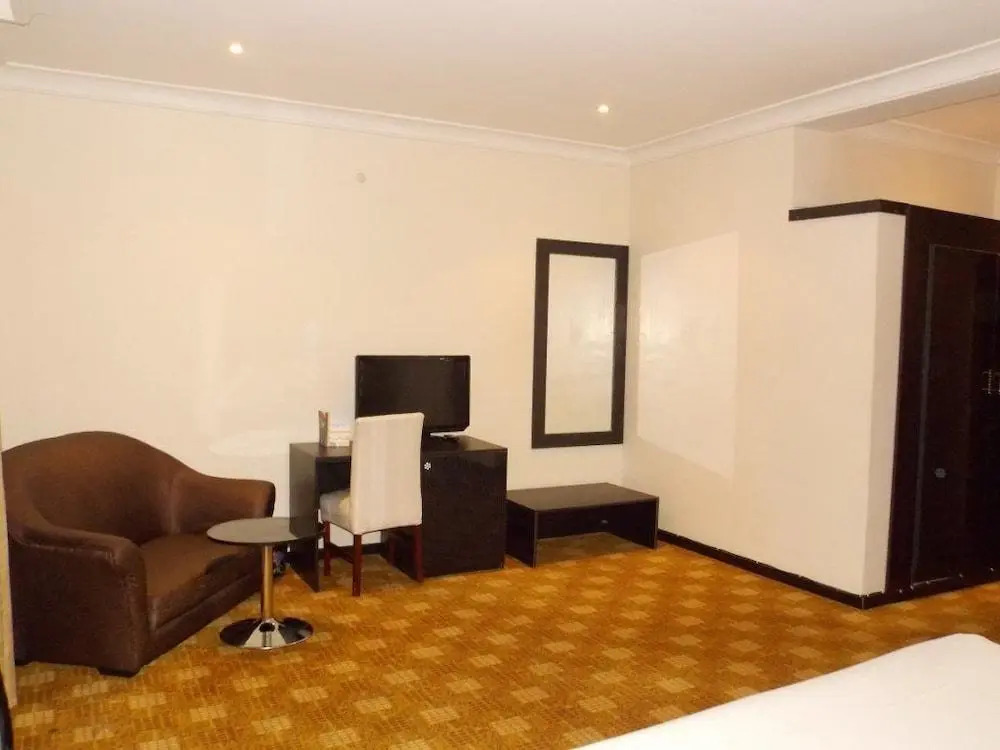 Grand Ibro Hotel