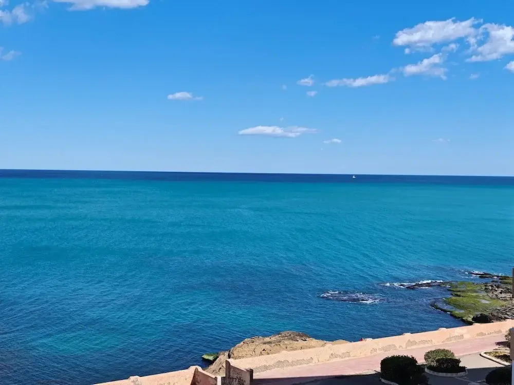 Bungalow With Stunning Sea Views, Just One Street From the Beach