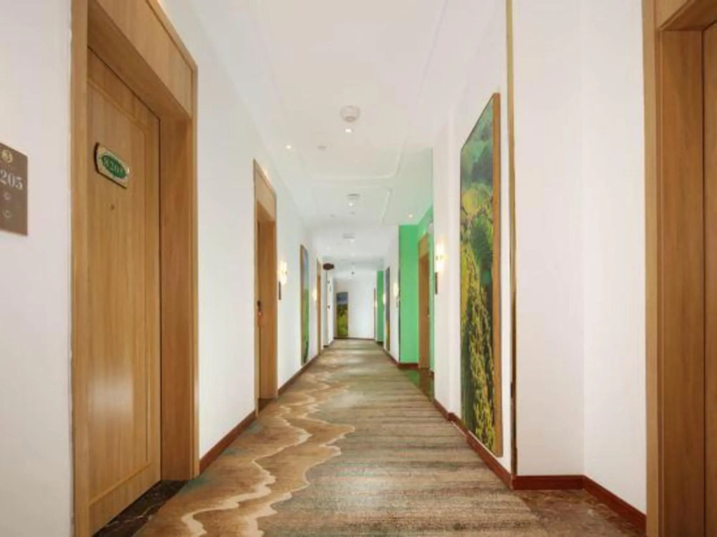 Vienna 3 Best Hotel (Miaojiang West Road Store)