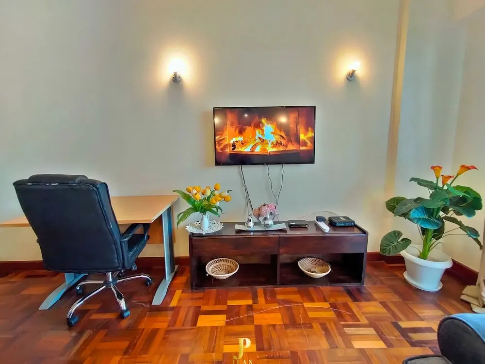 Lux Suites Westlands Place Apartments