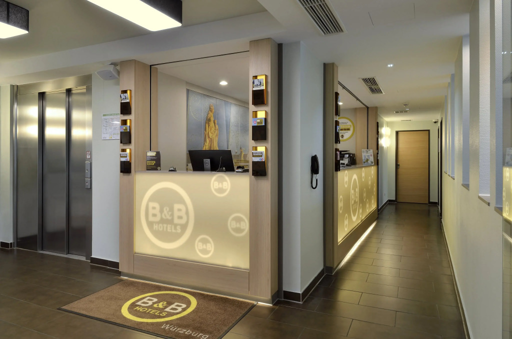 B&B Hotel Würzburg-City