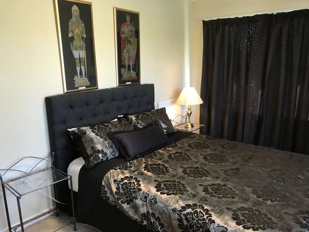 Cambridge Cottage - Self Catering Accom