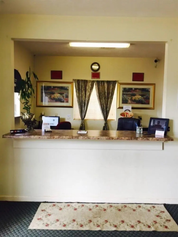 Royal Inn Taylorsville