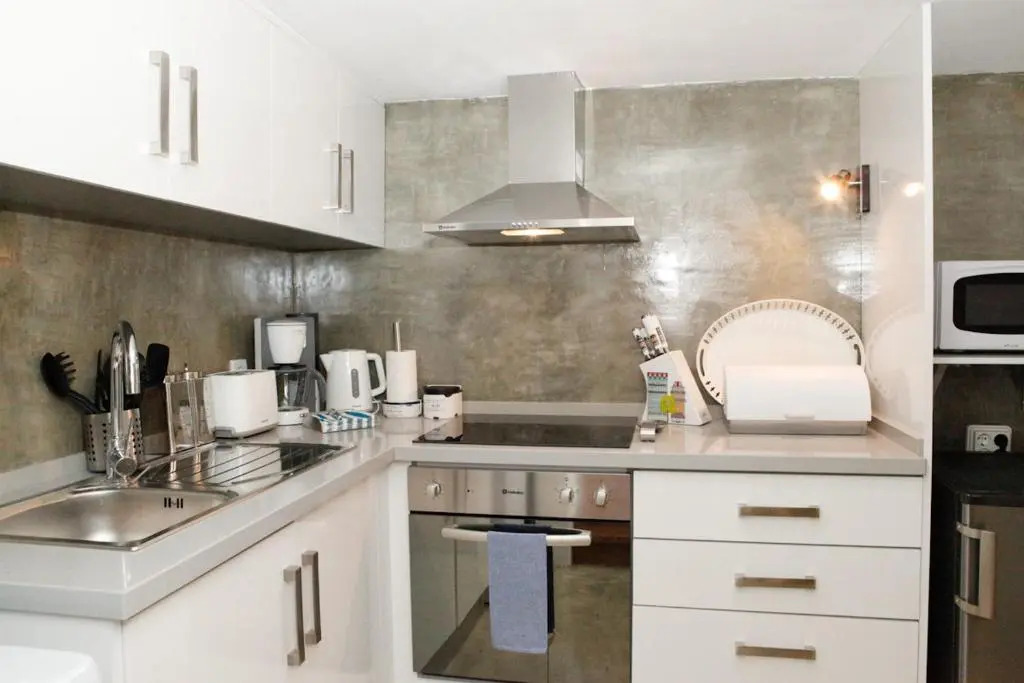 Best Terrace River View Apt in Alfama
