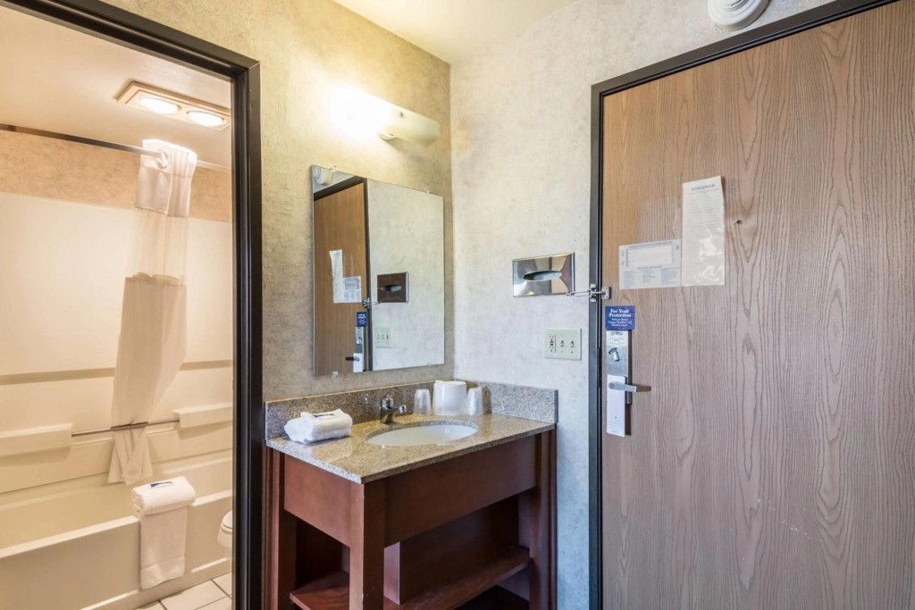Motel 6-Eau Claire, WI