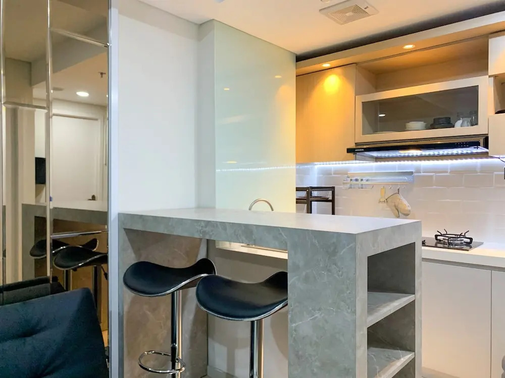 Comfort And Enjoy Living 2Br At Daan Mogot City Apartment