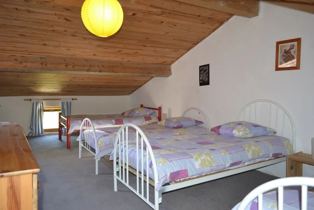 Villa With 5 Bedrooms in Laurac, With Wonderful Mountain View, Pool Ac