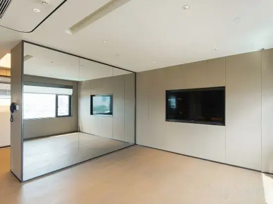 JI Hotel (Urumqi Altay Road Zhongyinggong Subway Station)