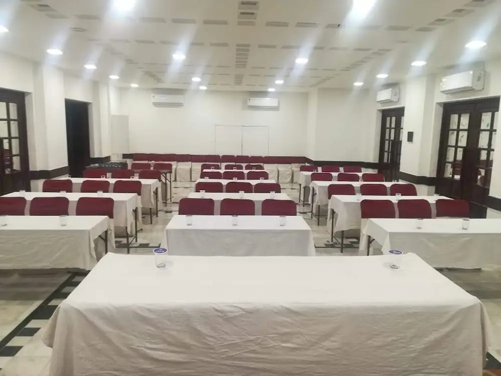 Hotel Yuvraj