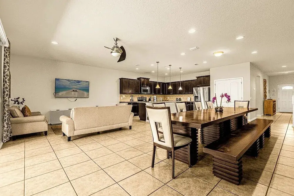 9BR Luxury Vacation Villa near Disney