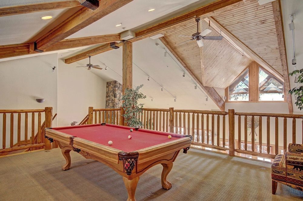 5983 Hidden River Lodge 3 Bedroom Condo by RedAwning