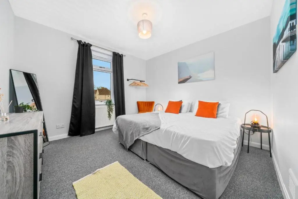 McCulloch Apartment