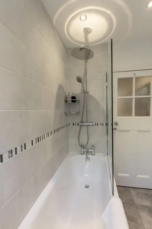 Unique & Stylish Grassmarket Apt - Close to Castle