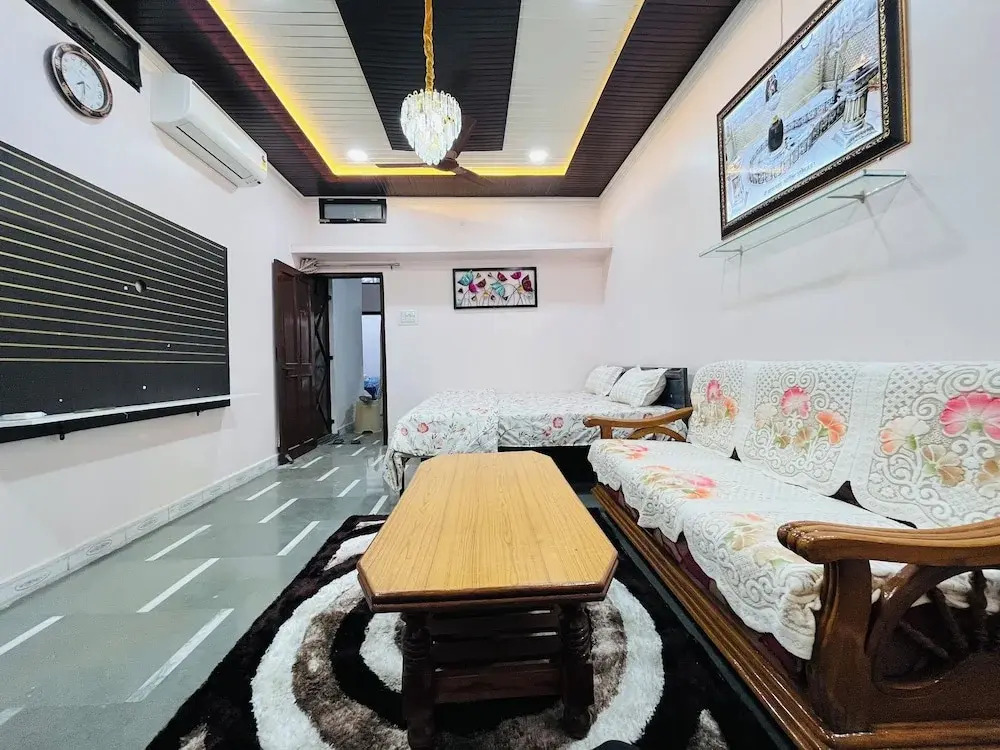 Shrilok Kutir