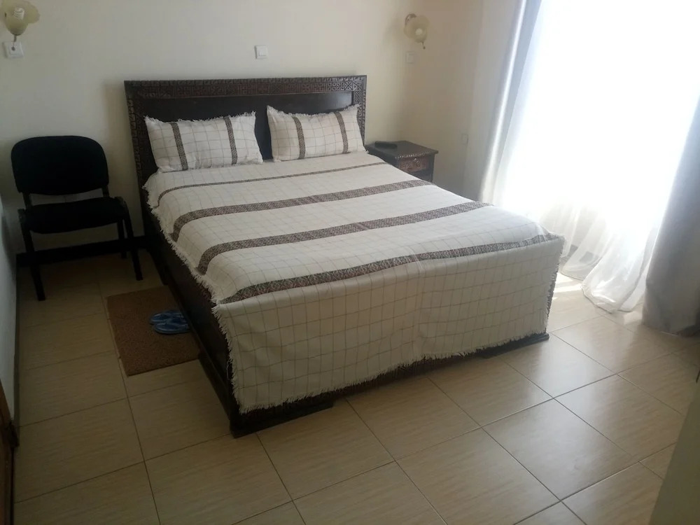 Honey Land Hotel