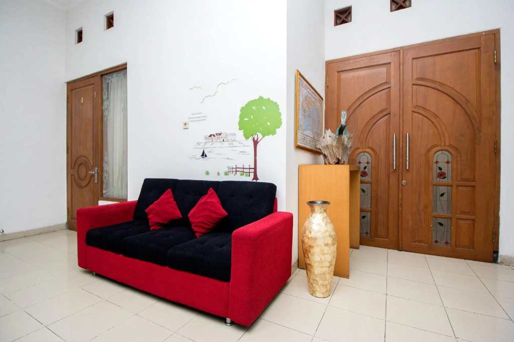 Collection O 1061 Aliya Homestay