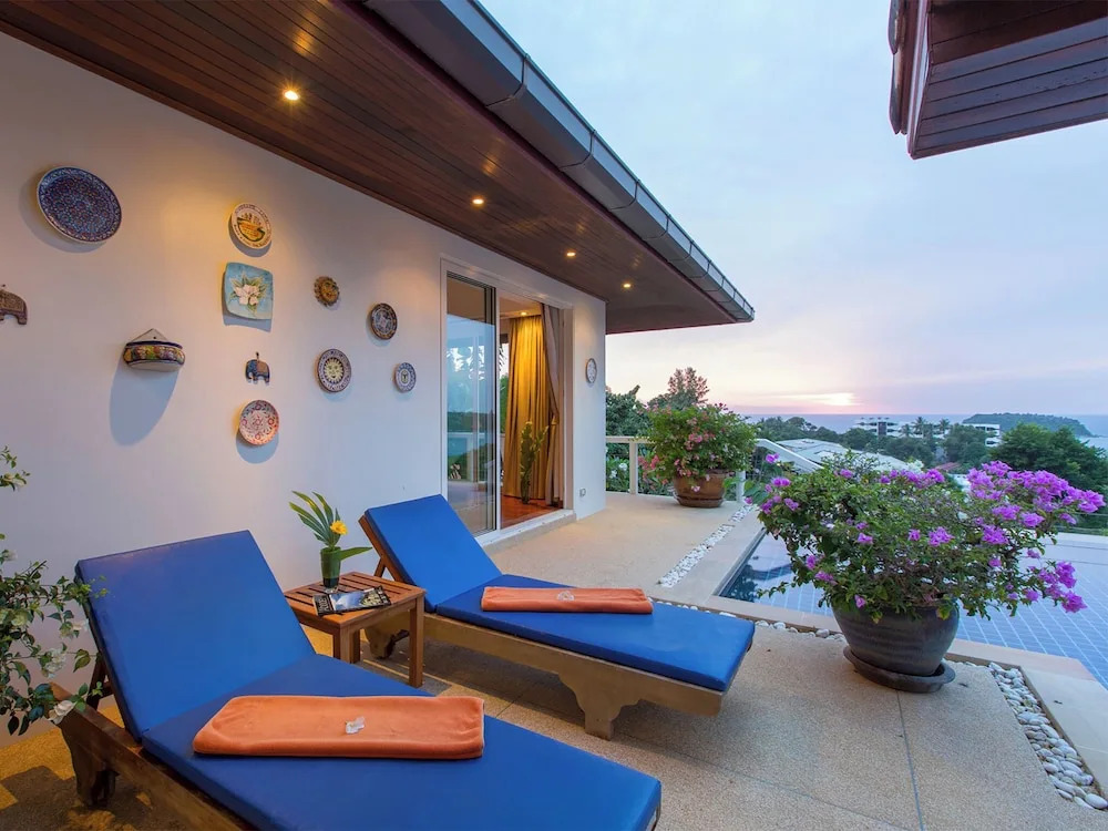 Katamanda Moon Seaview Pool Villa Kata