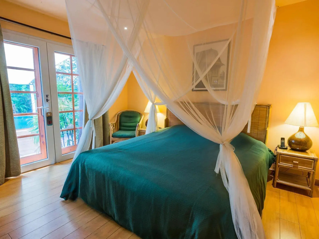 The Villa Paradiso Ltd.