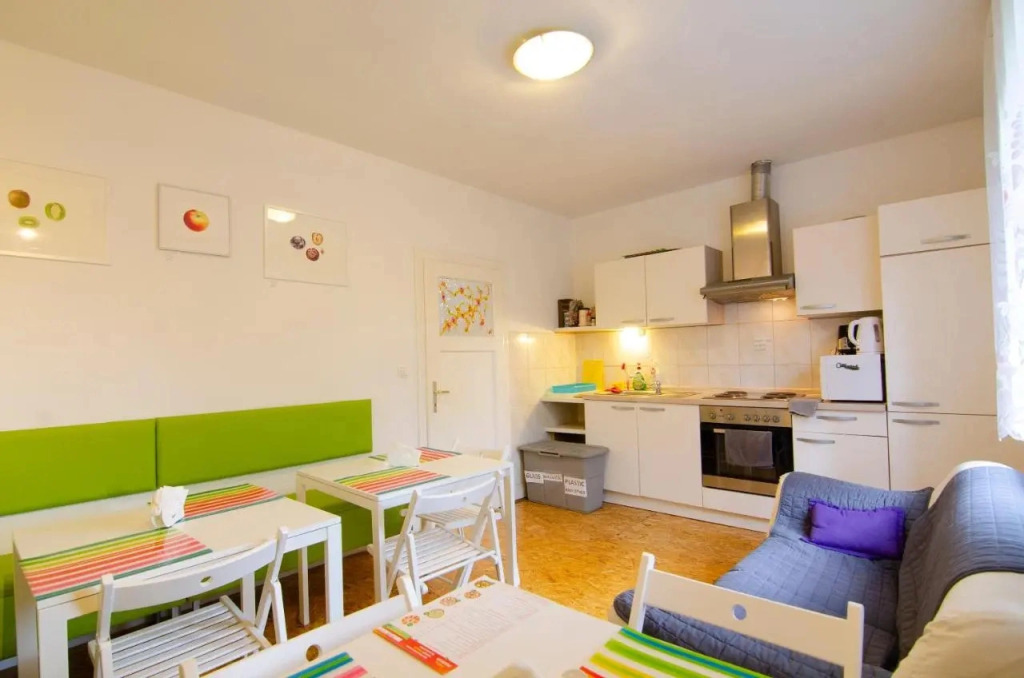 4Beds Hostel Greenslo