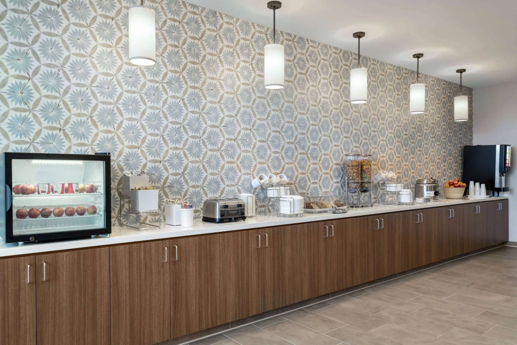 La Quinta Inn And Suites By Wyndham Lincoln
